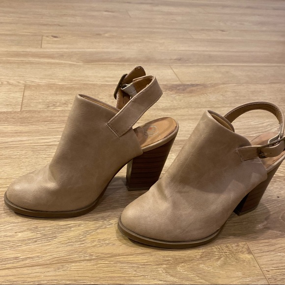 Beige Heels - Picture 6 of 6